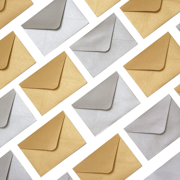 Gift Card Envelopes - 100-Count Mini Envelopes, Paper Business Card Envelopes, Bulk Tiny Envelope Pockets for Small Note Cards, Gold and Silver, 50 Each, 4 x 2.7 Inches